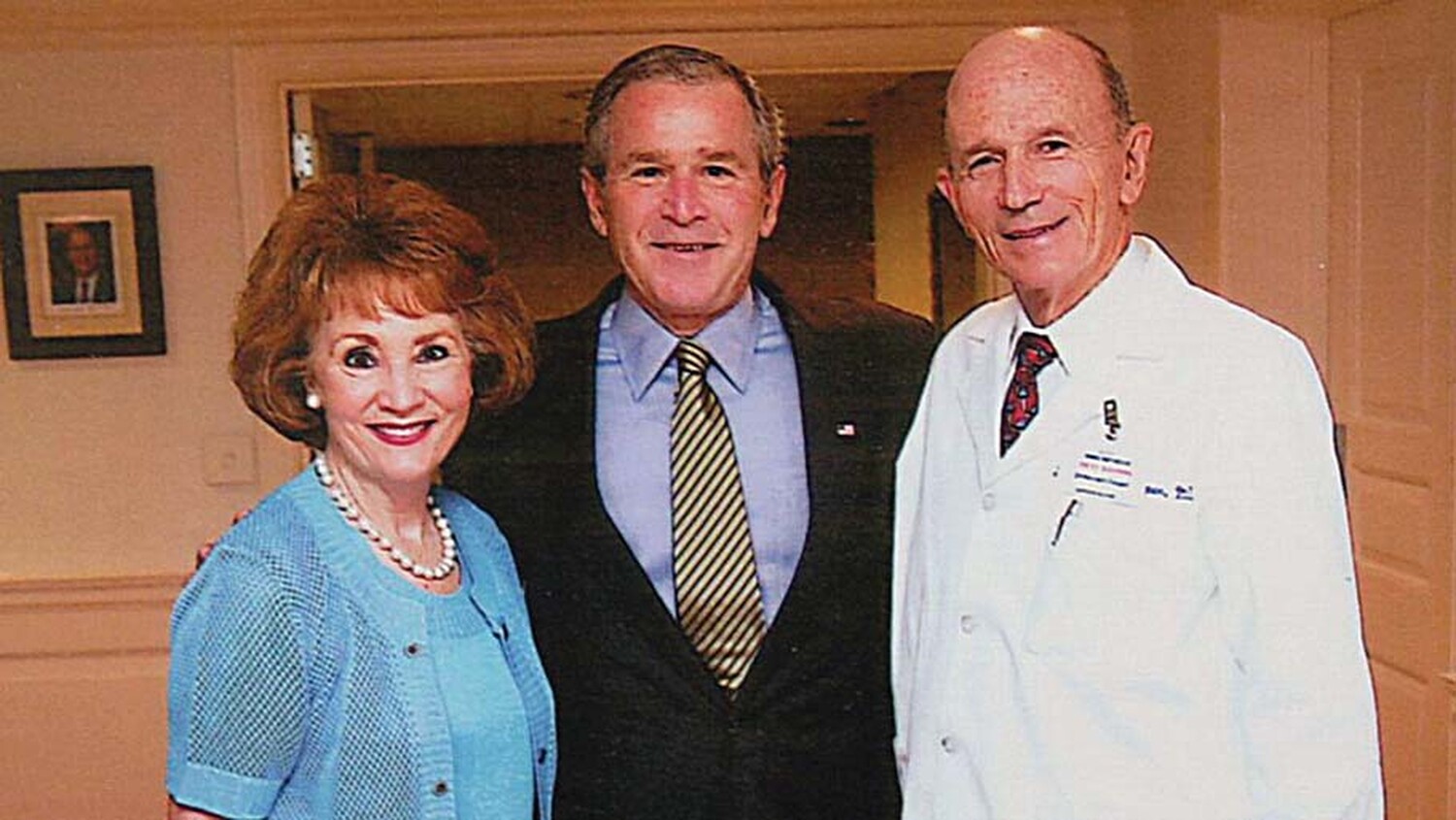 2000sDr.-and-Mrs.-Cooper-with-Pres.-GW-Bush1920x1080-1024x576-1.jpg