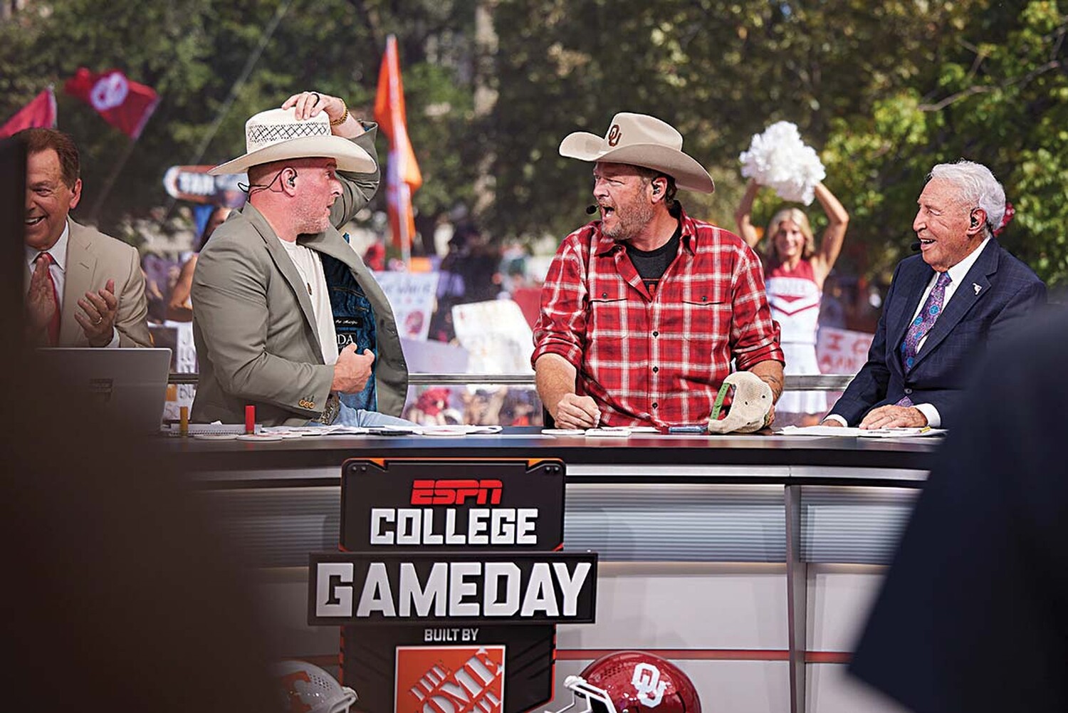 SEC-ESPN-College-GameDay-OU-vs-Ten-Sept-212024TC075-by-travis-caperton.jpg