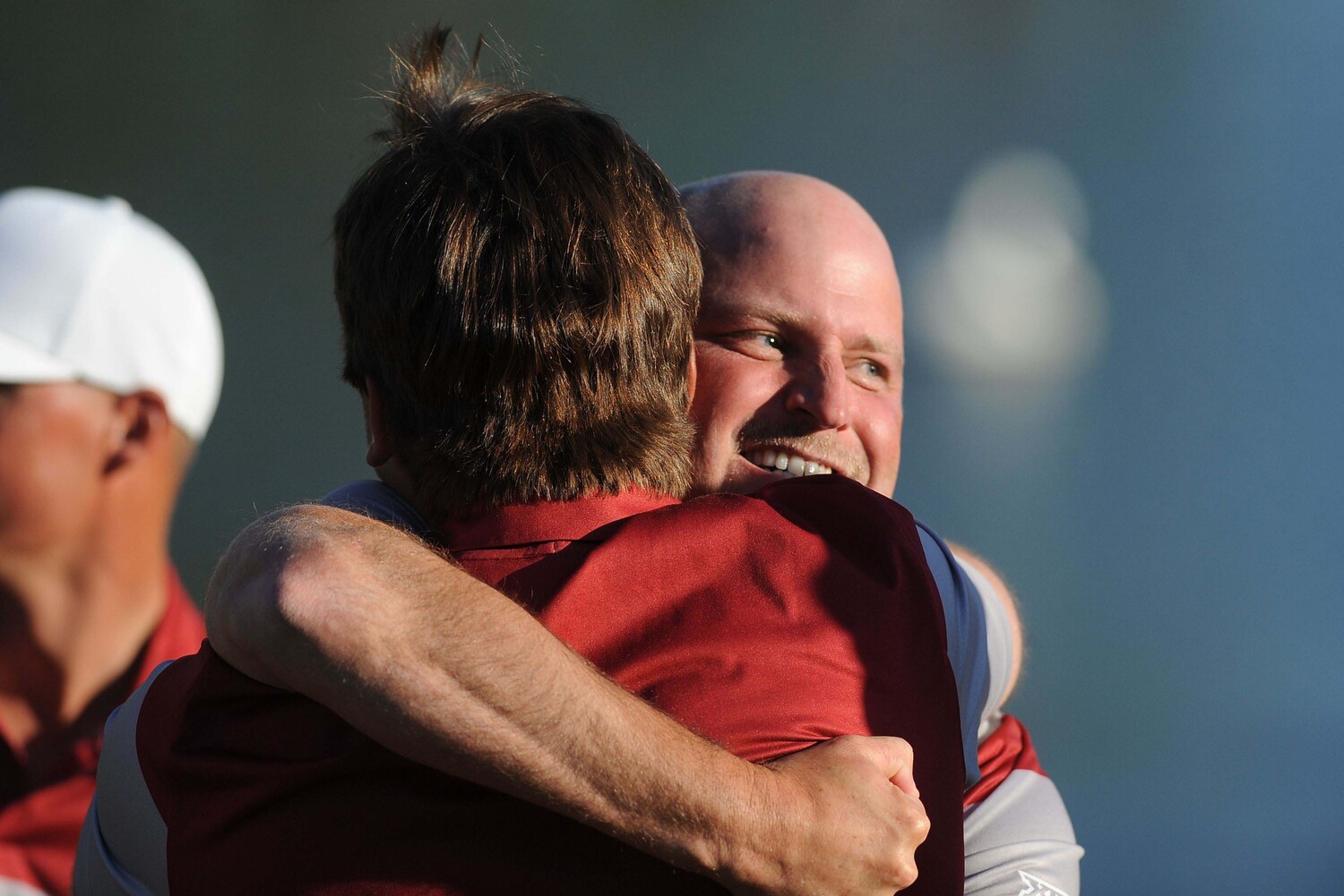 golf-hybl-hug.jpg